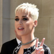 Katy Perry dispara elogios sobre Gretchen: "ela é a internet"