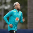 Neymar em treino da seleção brasileira